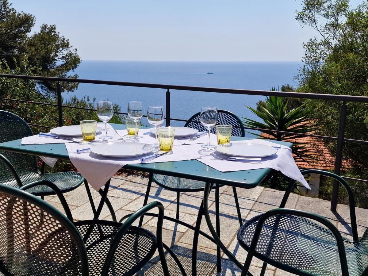 Appartamento In Villa Mimosa Черво Экстерьер фото