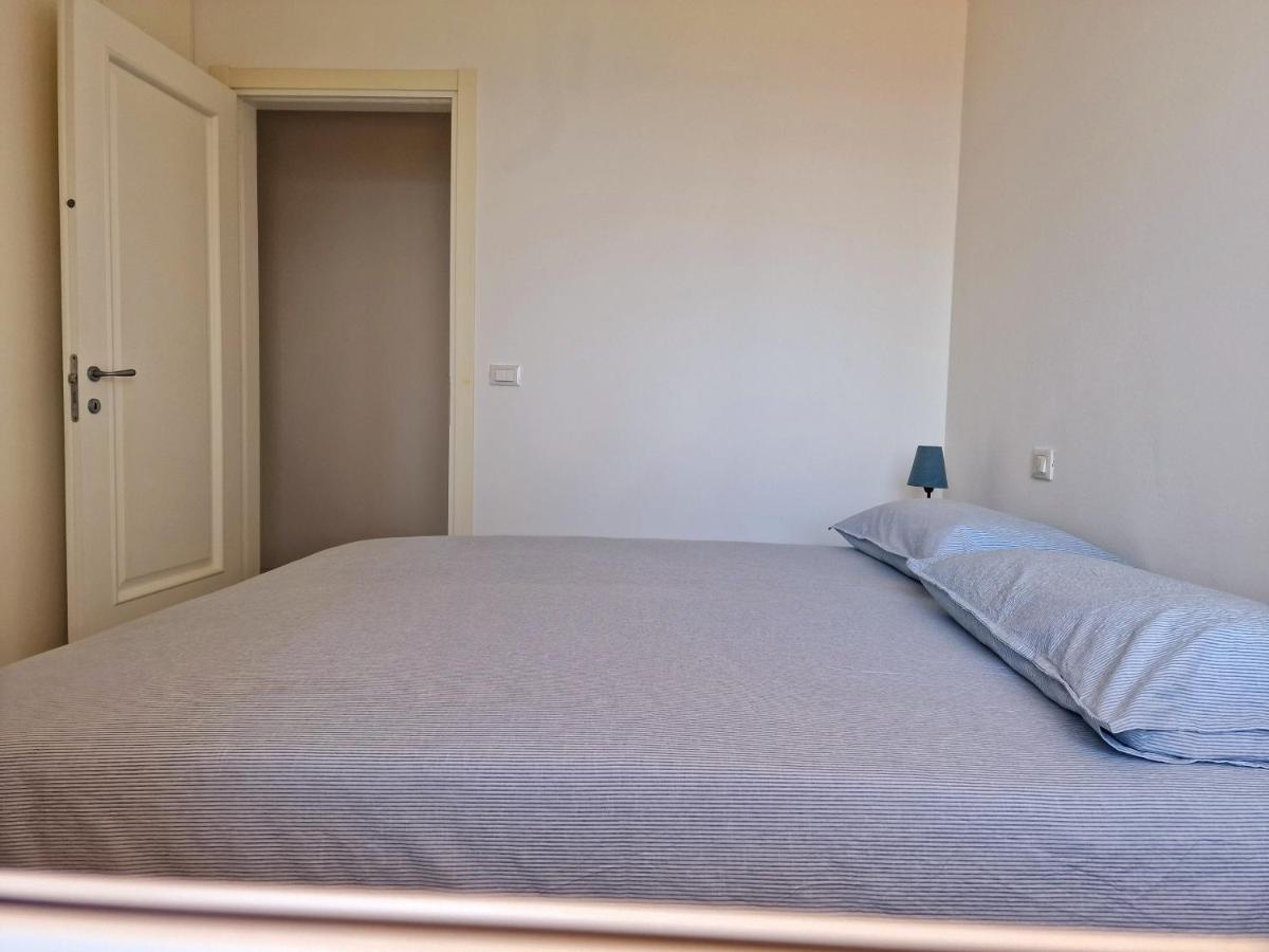 Appartamento In Villa Mimosa Черво Экстерьер фото