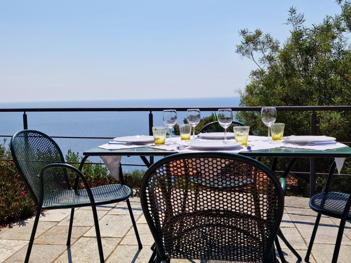 Appartamento In Villa Mimosa Черво Экстерьер фото