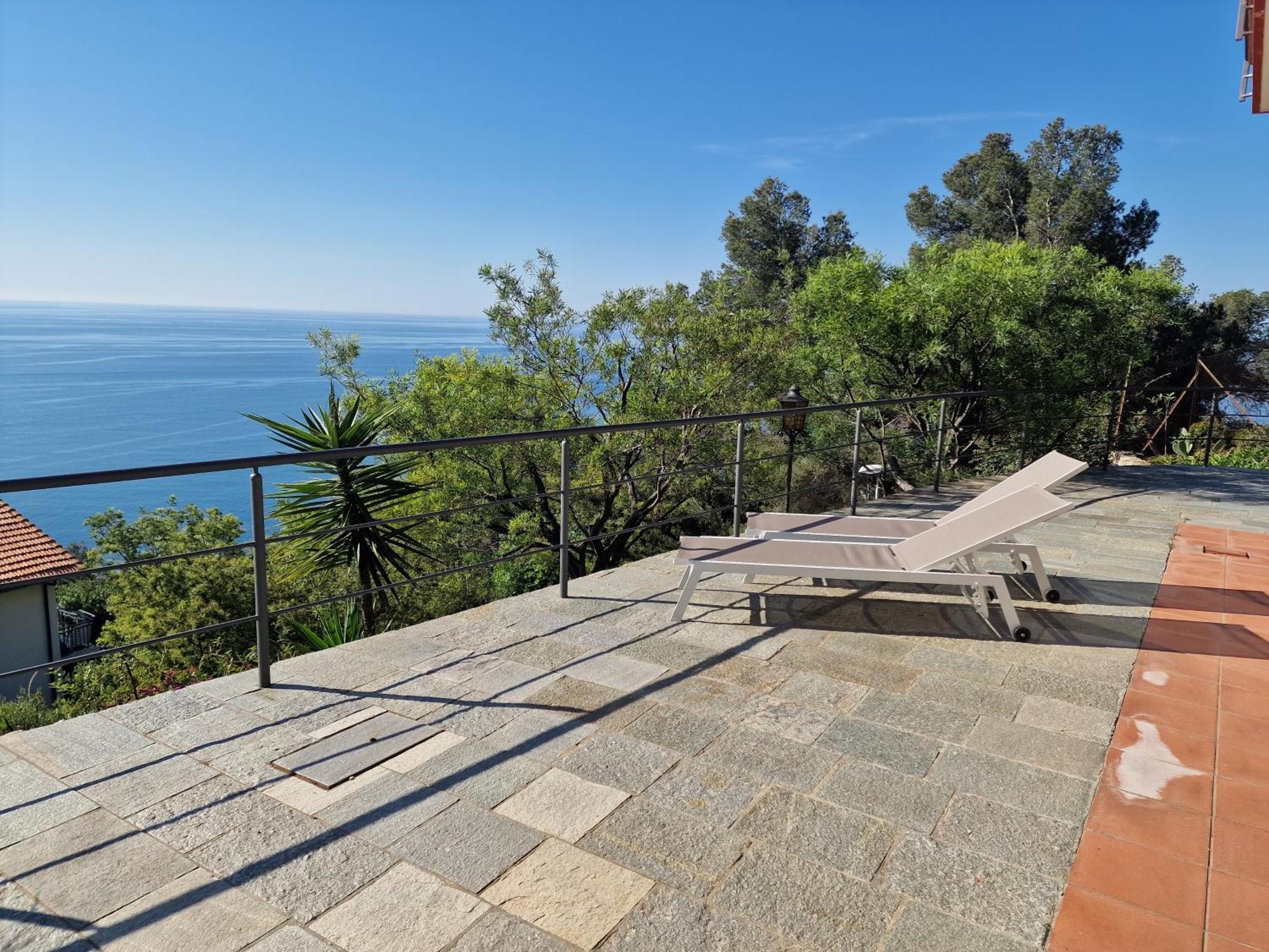 Appartamento In Villa Mimosa Черво Экстерьер фото