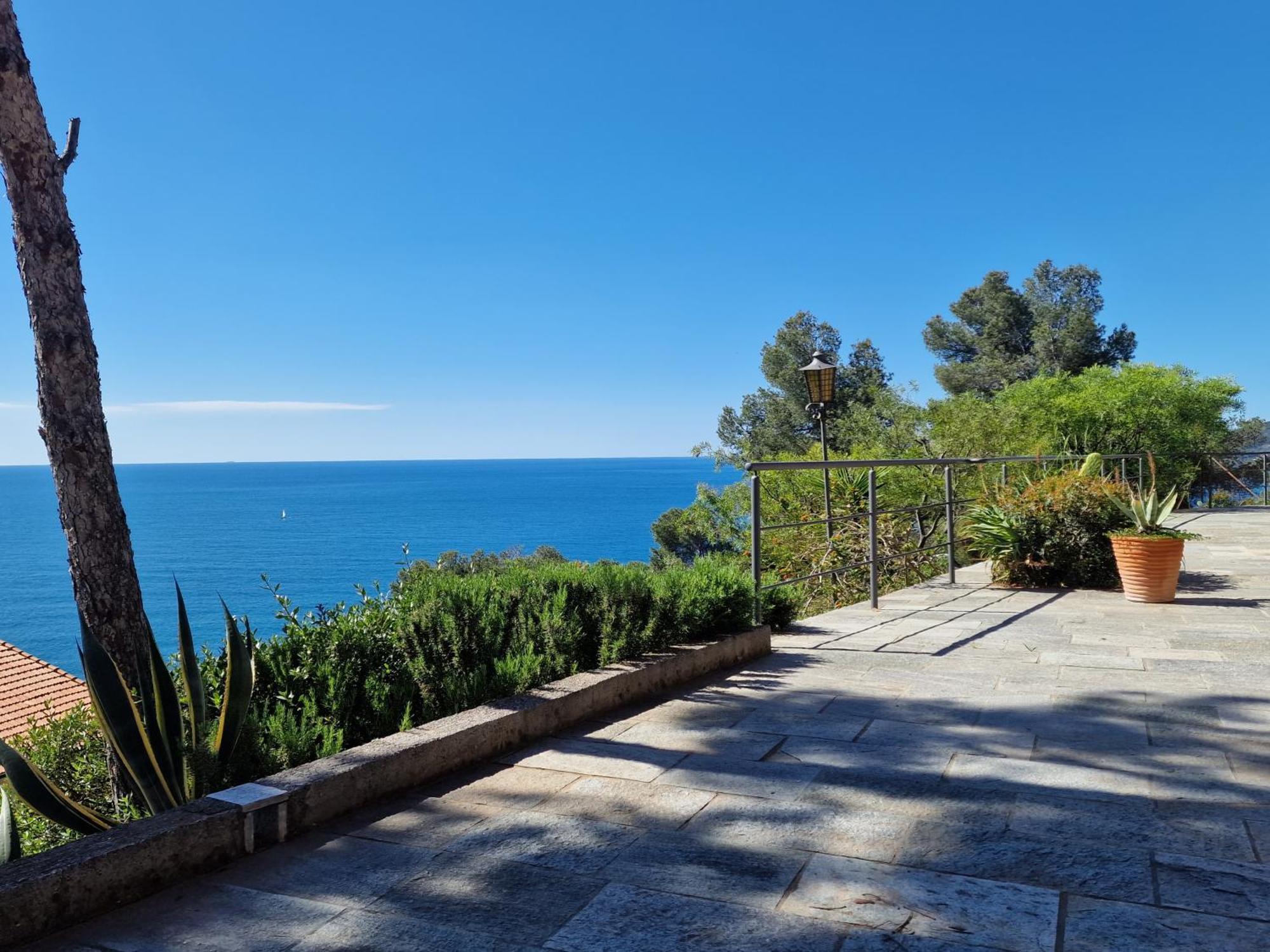 Appartamento In Villa Mimosa Черво Экстерьер фото
